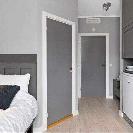 Apartamento Studio Apt Close To Airport Garder Exterior foto